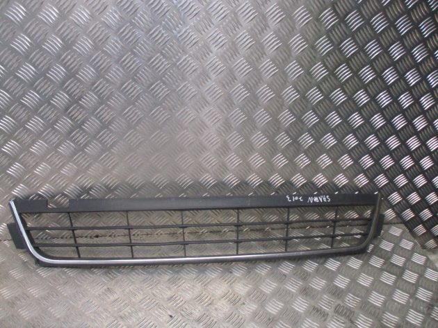 2013 GENUINE VW SHARAN 7N FRONT CENTER LOWER BUMPER GRILL 7N0853677