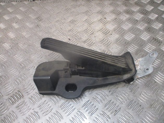 2013 GENUINE VW SHARAN 7N ACCELERATOR THROTTLE PEDAL - Image 2