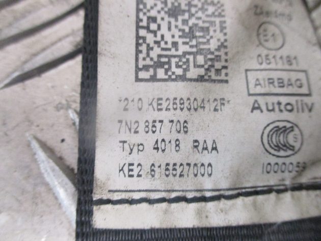 2013 GENUINE VW SHARAN 7N FRONT RIGHT DRIVER SIDE SEAT BELT 7N2857706 - Image 2