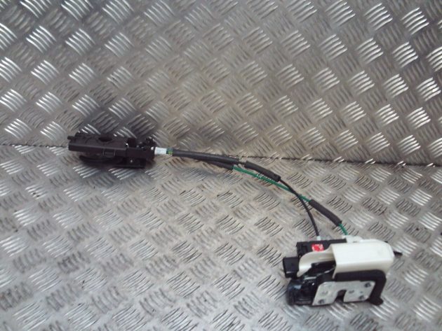 2016 HYUNDAI I10 REAR LEFT PASSENGER SIDE DOOR LOCK MECHANSIM 81410-B9020 OEM - Image 2