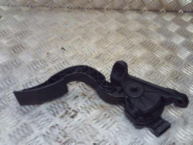 2016 GENUINE HYUNDAI I10 ACCELERATOR THROTTLE GAS PEDAL 32700-XXXXX - Image 3