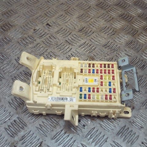 2016 GENUINE HYUNDAI I10 BCM BODY CONTROL MODULE 91952-B9110