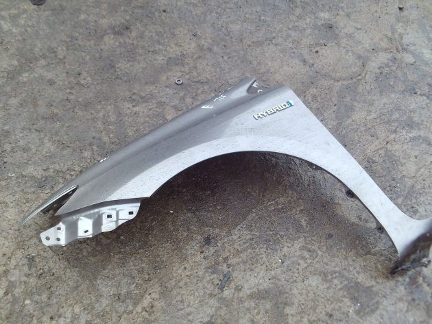 2015 GENUINE TOYOTA AURIS FRONT LEFT PASSENGER SIDE WING FENDER NSF - Image 2