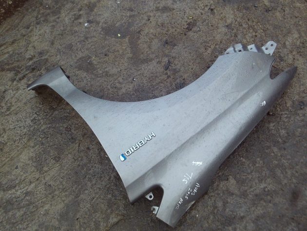 2015 GENUINE TOYOTA AURIS FRONT LEFT PASSENGER SIDE WING FENDER NSF - Image 3