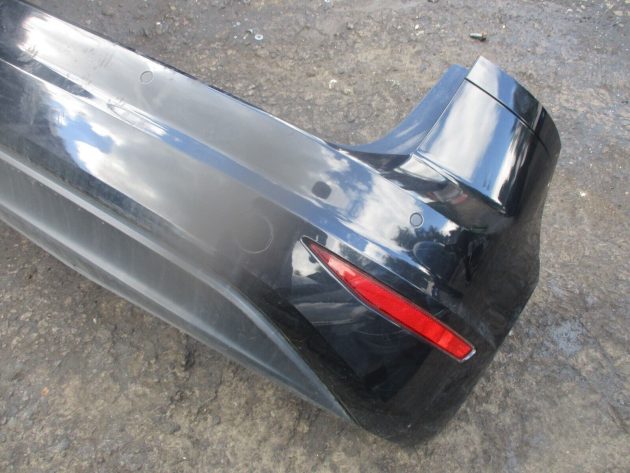 2014 GENUINE VW GOLF MK7 SPORTVAN REAR COMPLETE BUMPER WITH SENSOR - Image 4
