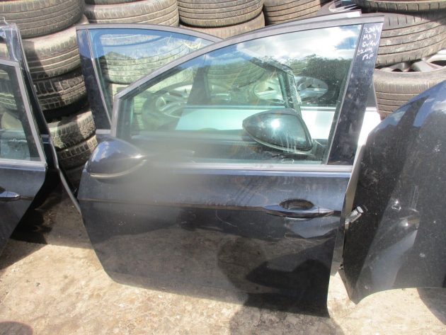 2014 GENUINE VW GOLF MK7 SPORTVAN FRONT LEFT PASSENGER SIDE BARE SHELL DOOR NSF - Image 2