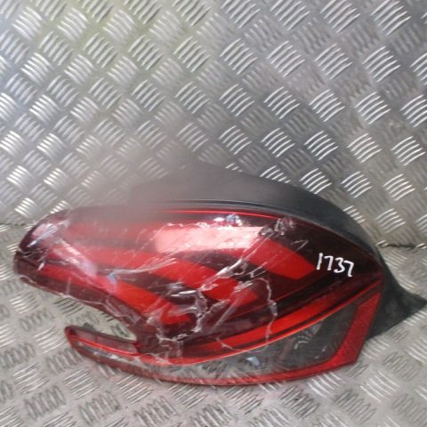 2017 GENUINE PEUGEOT 208 REAR LEFT PASSENGER SIDE BODY TAILLIGHT LAMP 9825601280