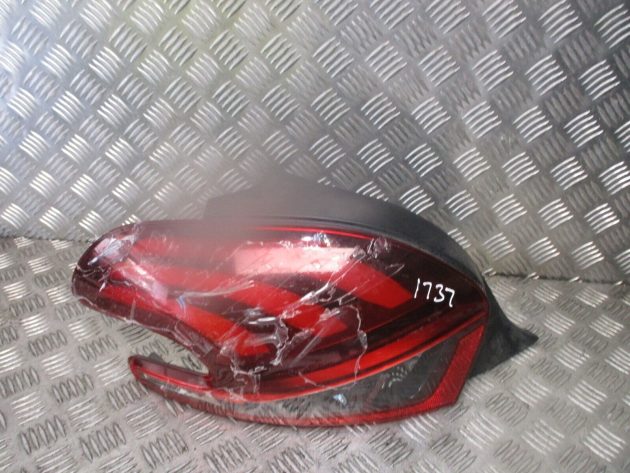 2017 GENUINE PEUGEOT 208 REAR LEFT PASSENGER SIDE BODY TAILLIGHT LAMP 9825601280 - Image 2