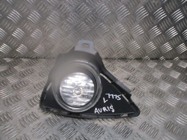 2014 GENUINE TOYOTA AURIS FRONT LEFT PASSENGER SIDE FOG LIGHT LAMP 8122002110