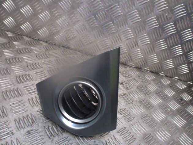 2014 GENUINE TOYOTA AURIS 1.8 HYBRID FRONT RIGHT DRIVER SIDE HEATER AIRVENT