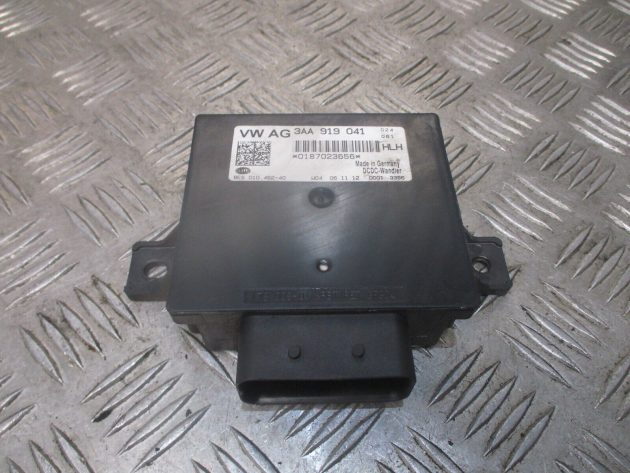 2012 GENUINE VW PASSAT B7 VOLTAGE STABLIZER CONTROL MODULE 3AA919041
