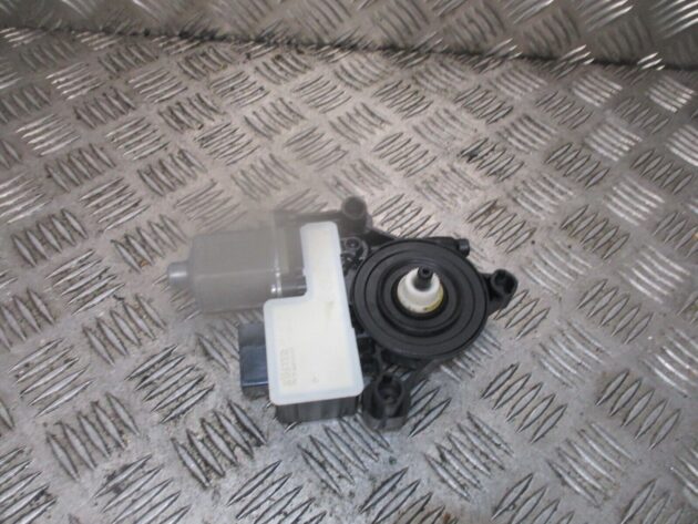 2018 GENUINE SEAT ARONA REAR RIGHT DRIVER SIDE DOOR WINDOW MOTOR 5Q0959812D