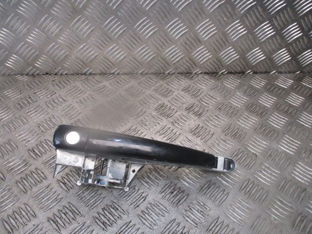 2017 GENUINE PEUGEOT 208 FRONT LEFT PASSENGER SIDE EXTERIOR DOOR HANDLE - Image 2