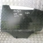 2014 GENUINE PEUGEOT 208 REAR LEFT PASSENGER SIDE DOOR WINDOW GLASS NSR