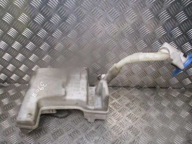 2014 GENUINE VW JETTA FRONT WINDSCREEN WASHER BOTTLE 5C6955453Q - Image 3