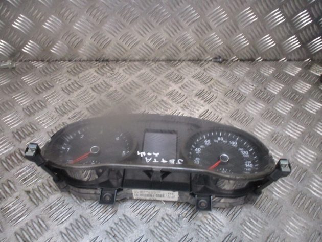 2014 GENUINE VW JEETA SPEEDOMETER INSTRUMENT CLUSTER CLOCK 5C6920974A