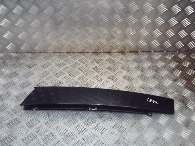 2014 GENUINE VW SHARAN FRONT RIGHT DRIVER SIDE DOOR B PILLAR TRIM 7N0837902 - Image 3