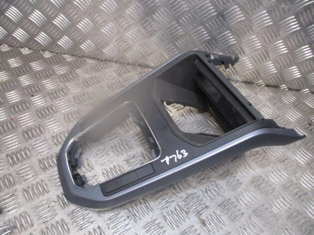 2018 GENUINE SEAT ARONA GEAR SELECTOR SURROUND TRIM PANEL