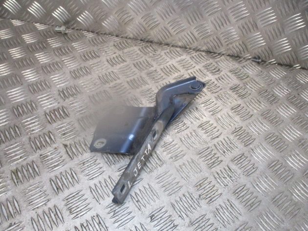 2014 GENUINE VW JETTA FRONT LEFT PASSENGER SIDE BONNET HINGE 5C6823301A