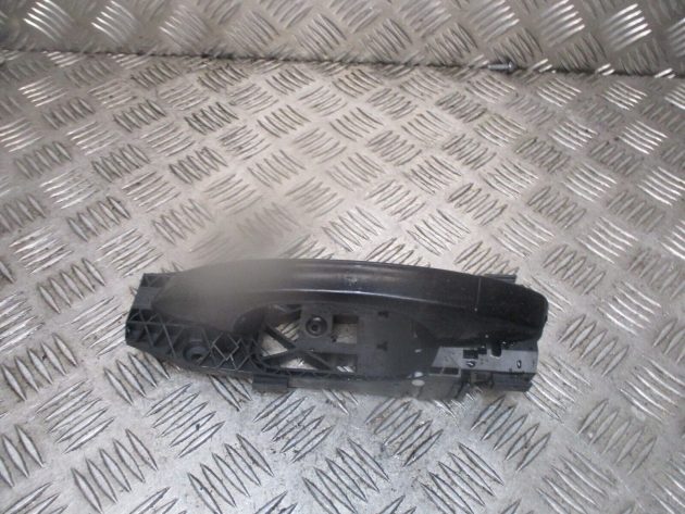 2016 VW GOLF MK7 FRONT LEFT PASSENGER SIDE EXTERIOR DOOR HANDLE 5N0839885H OEM