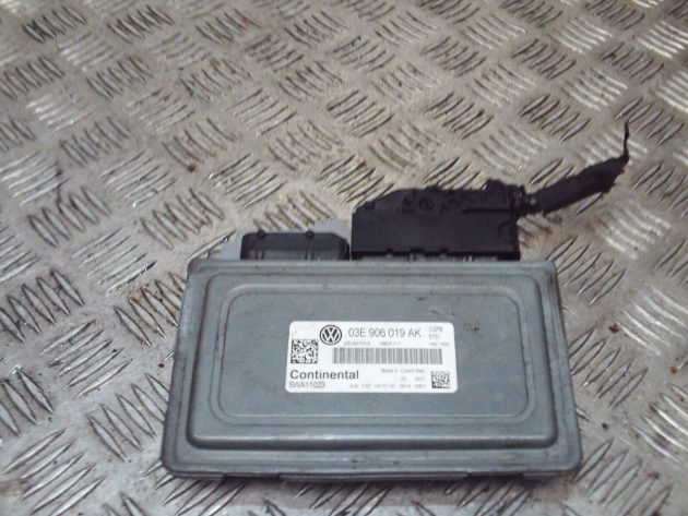 2012 GENUINE VW POLO 6R 1.2 PETROL ENGINE ECU CONTROL MODULE 03E906019AK - Image 3