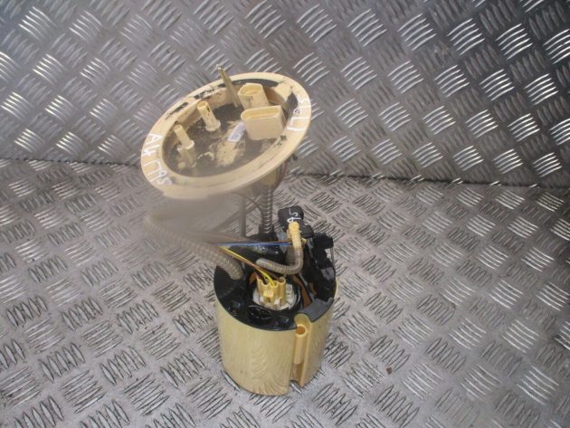 2011 GENUINE AUDI A4 2.0 TDI IN TANK FUEL PUMP SENDER UNIT 8K0919050P - Image 2