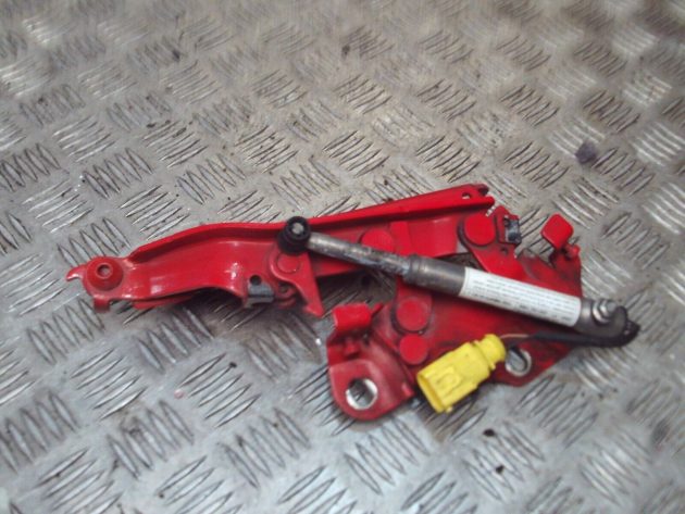 2015 AUDI A3 8V FRONT LEFT SIDE BONNET HINGE 8V0823301F 8V0823823F OEM - Image 2