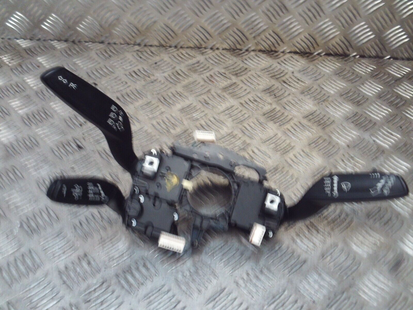 2015 GENUINE AUDI A3 8V WIPER INDICATER STALK 8V0953521EH 8V0953502B - Image 3