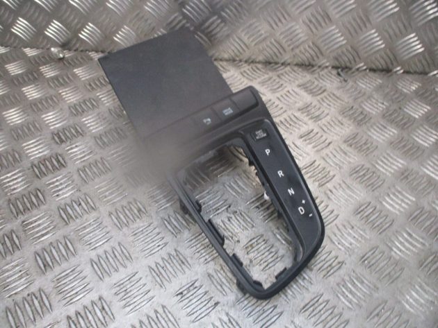 2022 GENUINE HYUNDAI I20 GEAR SELECTOR SURROUND TRIM & SWITCH