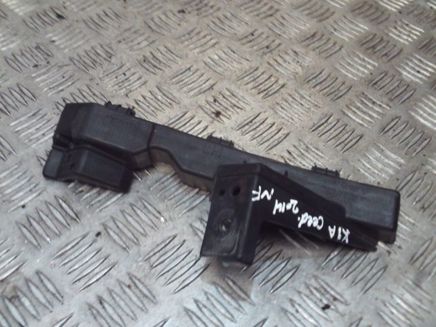 2014 GENUINE KIA CEED FRONT LEFT PASSENGER SIDE BUMPER BRACKET 86517-A2000 - Image 2