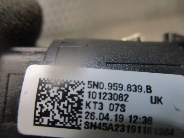 2019 GENUINE SEAT ALHAMBRA 7N ENGINE START STOP SWITCH 5N0959839B - Image 3
