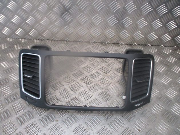 2019 GENUINE SEAT ALHAMBRA 7N FRONT CENTRE DASHBOARD HEATER AIRVENTS 7N0858069D - Image 2