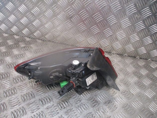 2019 AUDI A3 8V HATCHBACK REAR RIGHT DRIVER SIDE TAILLIGHT LAMP 8V4945092 OEM - Image 3