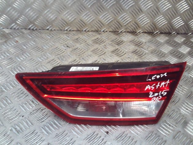 2015 SEAT LEON ESTATE REAR RIGHT DRIVER SIDE INNER TAILLIGHT LAMP 5F9945308C - Image 2