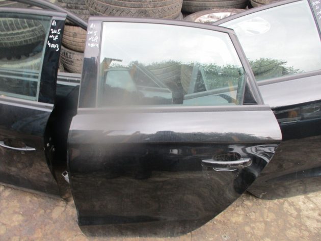 2015 GENUINE AUDI A1 REAR LEFT PASSENGER SIDE BARE SHELL DOOR NSR - Image 3