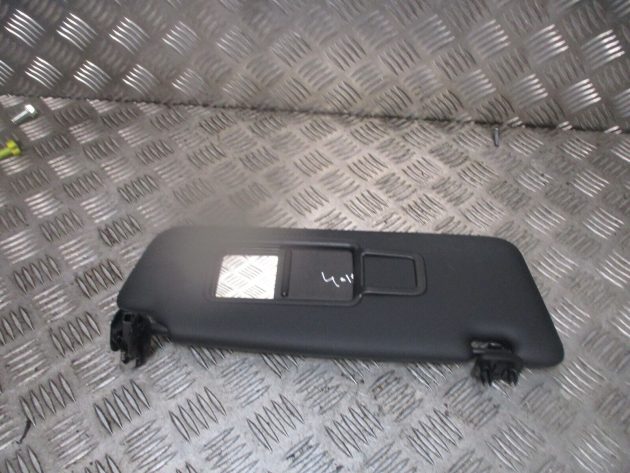 2015 GENUINE AUDI A1 8X FRONT RIGHT DRIVER SIDE SUNVISOR 8K0857552 - Image 5