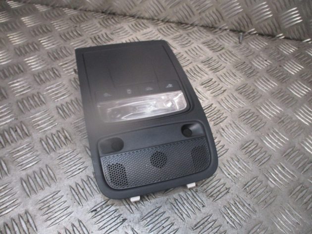 2015 GENUINE AUDI A1 8X FRONT INTERIOR ROOF READING LIGHT LAMP 8X0951177A - Image 4