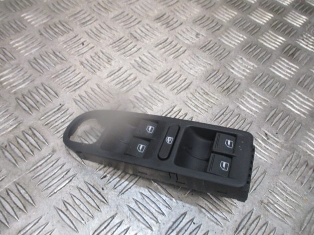 2012 VW GOLF MK6 FRONT RIGHT DRIVER SIDE WINDOW SWITCH 5K0867255A 1K4959857B