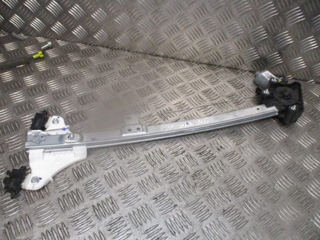 2022 HYUNDAI I20 FRONT LEFT PASSENGER SIDE DOOR WINDOW REGULATOR 82450Q0000 OEM - Image 3