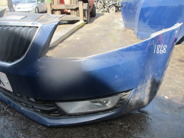 2016 GENUINE SKODA OCTAVIA FRONT COMPLETE BUMPER - Image 4