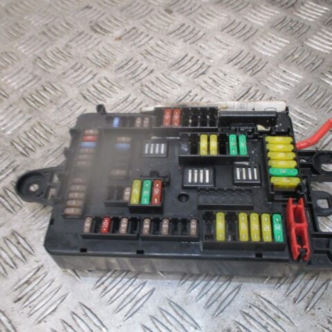 2014 GENUINE BMW 3 SERIES POWER DISTRIBUTION FUSE BOX 9337884