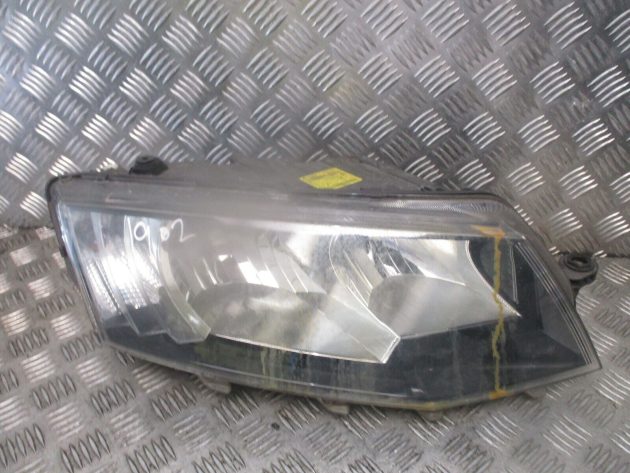 2016 GENUINE SKODA OCTAVIA FRONT RIGHT DRIVER SIDE HEADLIGHT LAMP 5E2941016
