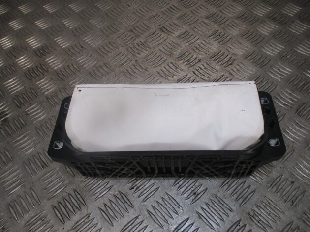 2019 GENUINE AUDI Q2 FRONT LEFT PASSENGER SIDE DASHBOARD BAG 81A880204D