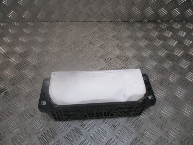 2019 GENUINE AUDI Q2 FRONT LEFT PASSENGER SIDE DASHBOARD BAG 81A880204D - Image 2