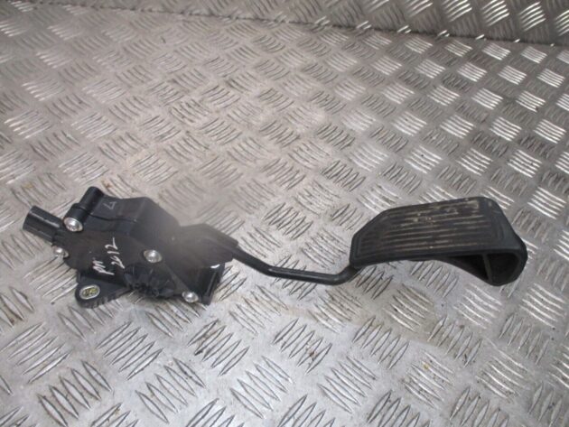 2012 GENUINE TOYOTA PRIUS ACCELERATOR PEDAL 78110-12060