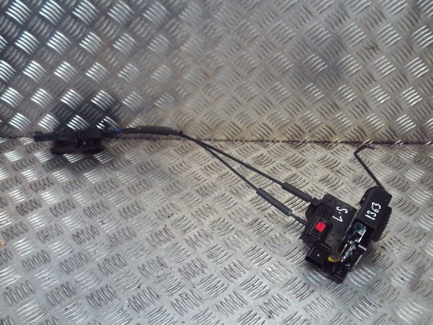 2018 HYUNDAI I10 FRONT LEFT PASSENEGER SIDE DOOR LOCK MECHANISM 81310-B9110 OEM - Image 2