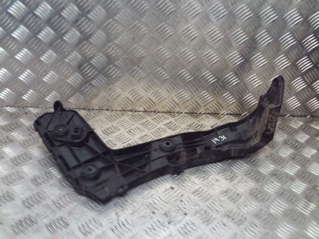 2019 GENUINE AUDI Q2 REAR RIGHT DRIVER SIDE BUMPER BRACKET 81A807254