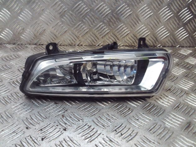 2014 GENUINE VW POLO FRONT LEFT PASSENGER SIDE FOG LIGHT LAMP NSF