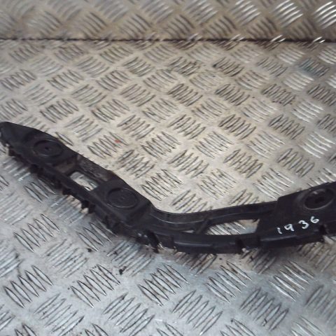 2014 GENUINE VW POLO 6R PASSENGER SIDE REAR BUMPER BRACKET 6R6807393A