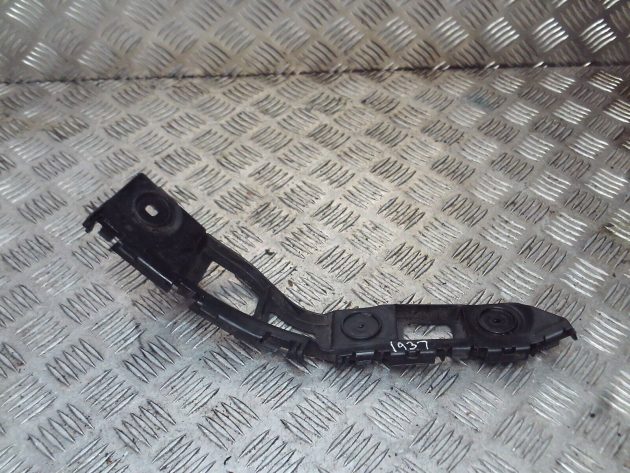 2014 GENUINE VW POLO 6R  REAR RIGHT DRIVER SIDE BUMPER BRACKET 6R6807394A